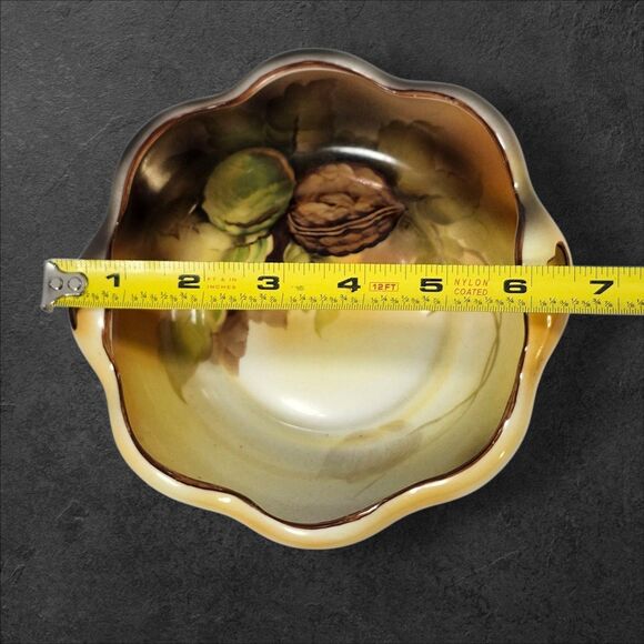 Vintage Noritake Hand Painted Nut Bowl w/ Handles M in Wreath Mark Japan Walnut - Picture 8 of 9